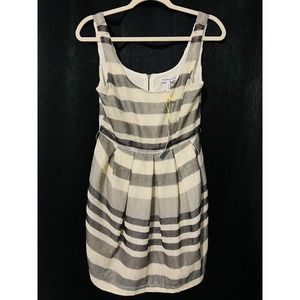 Women’s Bcbg Dress Size 6 New With Tags Stripes